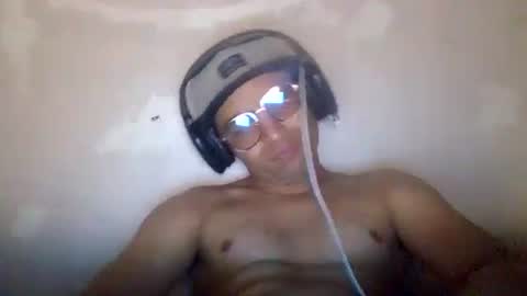 Snapshot of bagh950120pa3 chatting on 02-02-25, 01:34 EMMA95 online show from 02-02-25, 01:34