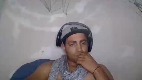 Snapshot of bagh950120pa3 chatting on 02-06-25, 02:55 EMMA95 online show from 02-06-25, 02:55