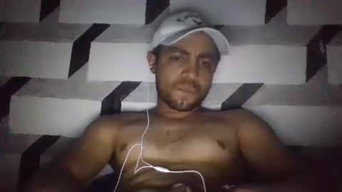 Snapshot of bagh950120pa3 chatting on 03-05-25, 09:16 EMMA95 online show from 03-05-25, 09:16