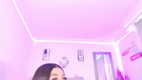 Snapshot of bahianawood chatting on 05-19-26, 02:12 bahianawood online show from 05-19-26, 02:12