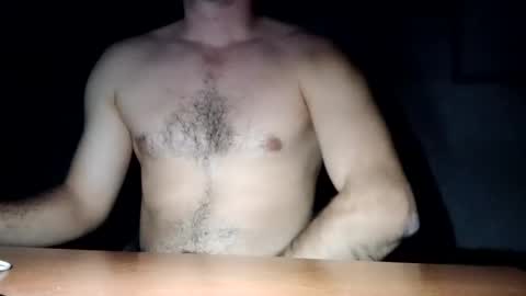 baiat_frumusel online show from 01-02-25, 09:18