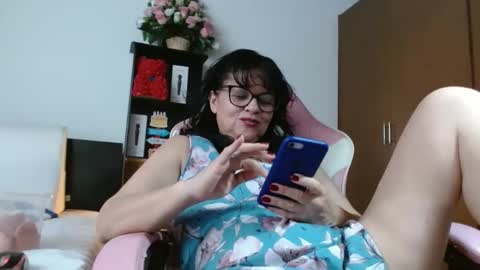 sandra online show from 04-08-26, 03:23