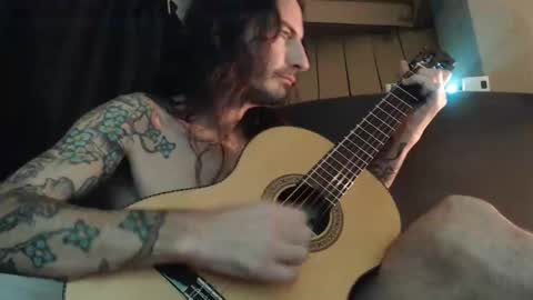 Snapshot of bailey39 chatting on 12-16-24, 02:36 Bailey online show from 12-16-24, 02:36