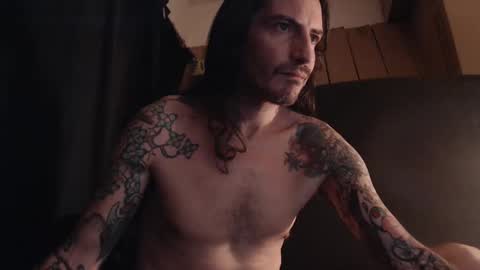 Snapshot of bailey39 chatting on 01-14-25, 01:26 Bailey online show from 01-14-25, 01:26