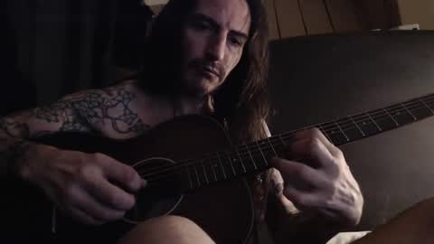 Snapshot of bailey39 chatting on 01-16-25, 05:00 Bailey online show from 01-16-25, 05:00