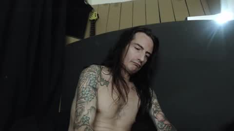 Snapshot of bailey39 chatting on 02-13-25, 03:29 Bailey online show from 02-13-25, 03:29