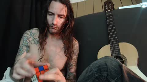 Snapshot of bailey39 chatting on 02-25-25, 10:29 Bailey online show from 02-25-25, 10:29