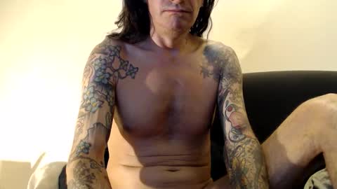 Snapshot of bailey39 chatting on 10-06-25, 09:45 Bailey online show from 10-06-25, 09:45