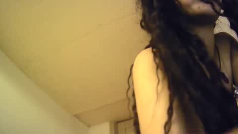 Snapshot of bailliy chatting on 01-19-25, 10:17 bailliy online show from 01-19-25, 10:17