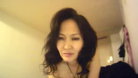 Snapshot of bailliy chatting on 02-14-25, 10:14 bailliy online show from 02-14-25, 10:14