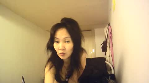 Snapshot of bailliy chatting on 02-19-25, 08:41 bailliy online show from 02-19-25, 08:41