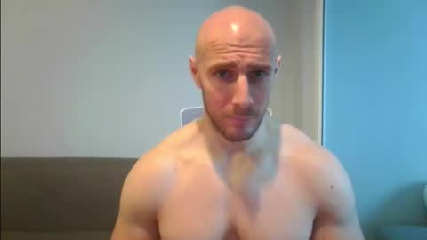 Snapshot of baldyboyy chatting on 01-12-25, 03:07 baldyboyy online show from 01-12-25, 03:07