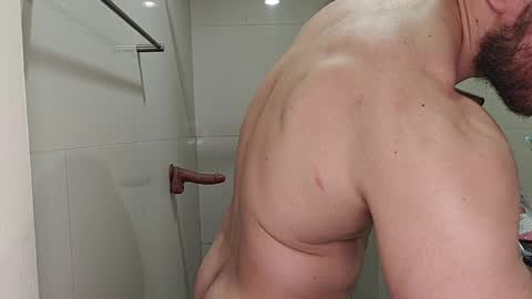 Snapshot of baldyboyy chatting on 11-13-25, 04:06 baldyboyy online show from 11-13-25, 04:06