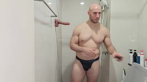 Snapshot of baldyboyy chatting on 11-25-25, 08:58 baldyboyy online show from 11-25-25, 08:58