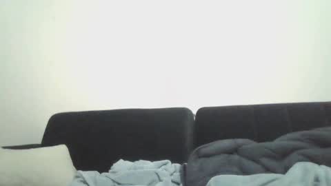 Snapshot of ballzrockwell chatting on 02-12-25, 12:33 ballzrockwell online show from 02-12-25, 12:33