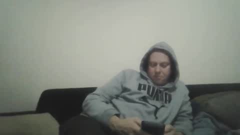 Snapshot of ballzrockwell chatting on 11-25-25, 02:33 ballzrockwell online show from 11-25-25, 02:33