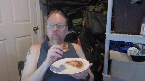 Snapshot of baltomoron69 chatting on 08-02-26, 01:20 baltomoron69 online show from 08-02-26, 01:20