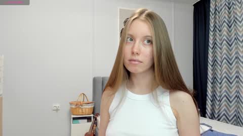 Kira online show from 12-13-24, 04:22