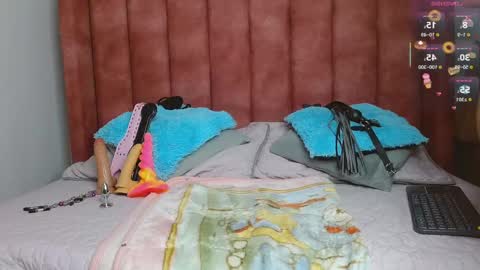 Arianna   online show from 09-17-25, 07:48