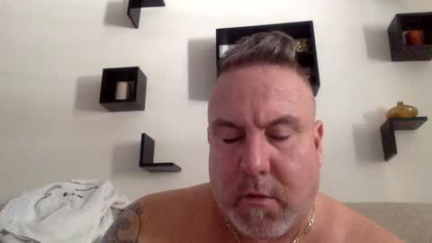 Snapshot of banana5289 chatting on 01-26-25, 06:37 banana5289 online show from 01-26-25, 06:37