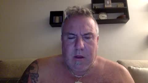 Snapshot of banana5289 chatting on 11-15-25, 07:49 banana5289 online show from 11-15-25, 07:49