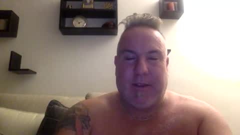 banana5289 online show from 12-21-25, 06:53