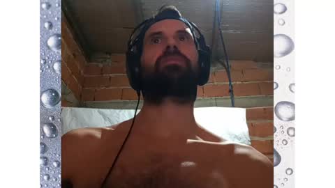 Ezequiel online show from 01-12-25, 01:11