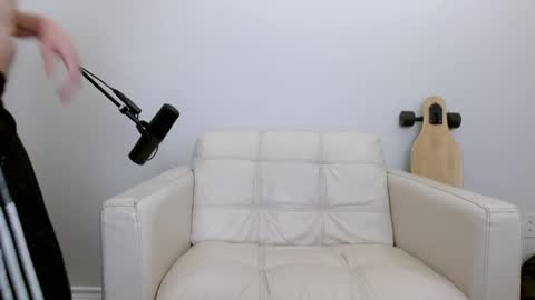 Snapshot of bananacurvesleft chatting on 06-07-26, 06:17 bananacurvesleft online show from 06-07-26, 06:17
