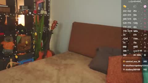 Ellen and  online show from 03-15-26, 11:00