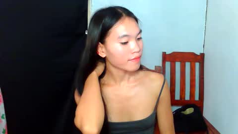 Snapshot of baninay810654 chatting on 06-11-26, 12:32 baninay810654 online show from 06-11-26, 12:32