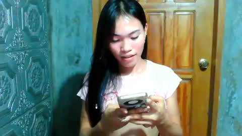 Snapshot of baninay810654 chatting on 06-25-26, 05:12 baninay810654 online show from 06-25-26, 05:12