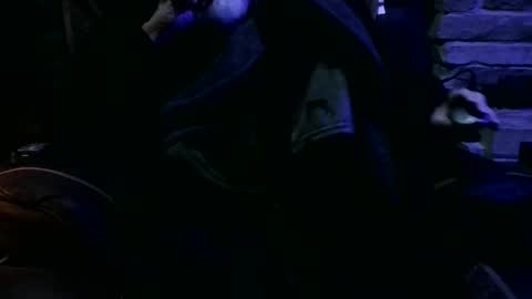 Snapshot of banjoey48 chatting on 12-31-24, 04:27 BANJOEY online show from 12-31-24, 04:27