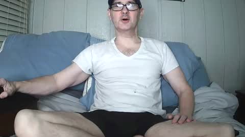 Snapshot of banksysmash chatting on 06-14-26, 02:35 Jay online show from 06-14-26, 02:35