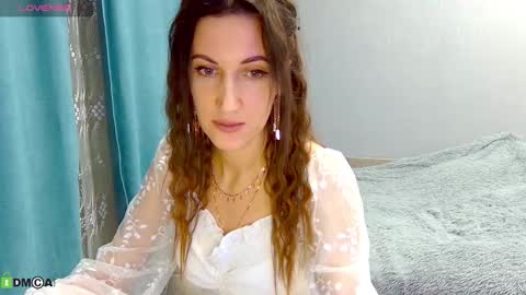 Snapshot of bany_brandy chatting on 11-05-25, 09:59 Emma online show from 11-05-25, 09:59