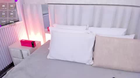 Snapshot of barbara_luxx chatting on 07-13-26, 01:14 BARBARA online show from 07-13-26, 01:14