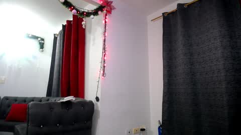 Snapshot of barbaraferrer69 chatting on 12-10-24, 07:16 BARBARA FERRER online show from 12-10-24, 07:16