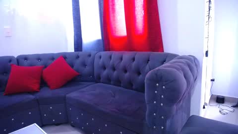 Snapshot of barbaraferrer69 chatting on 12-24-24, 02:44 BARBARA FERRER online show from 12-24-24, 02:44