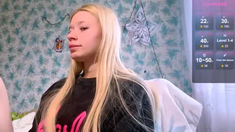 Snapshot of barbie_angel_ chatting on 03-27-26, 10:15 Barbie online show from 03-27-26, 10:15