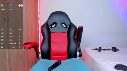 Nicolle  online show from 02-22-26, 10:03