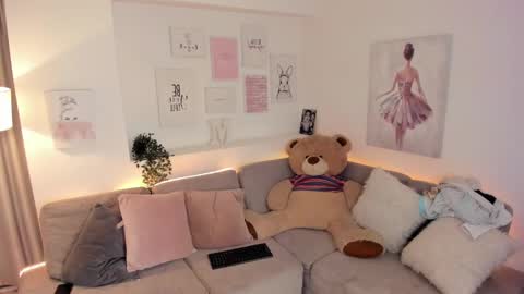 Barbara online show from 03-05-25, 10:33