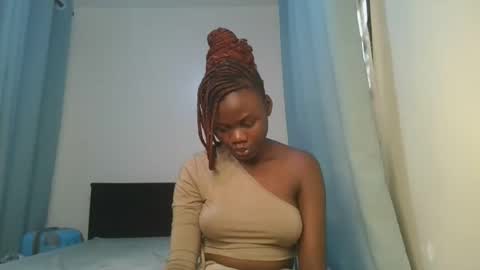 queen online show from 12-19-25, 09:16