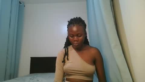 queen online show from 01-18-26, 08:12