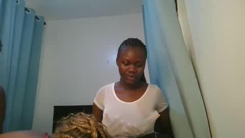 queen online show from 03-27-26, 08:59