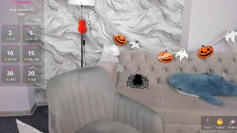 Snapshot of barbie_staze chatting on 10-20-25, 02:45 Barbie Staze online show from 10-20-25, 02:45