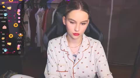 Eva online show from 11-26-25, 03:13