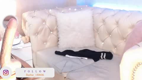 Snapshot of barbiefox_ chatting on 09-12-25, 04:18 barbiefox_ online show from 09-12-25, 04:18