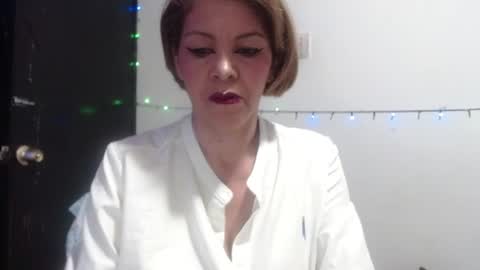 Snapshot of barbiemature chatting on 06-10-26, 10:03 barbiemature online show from 06-10-26, 10:03
