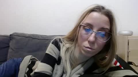 Snapshot of barelylegalblondy chatting on 02-23-26, 05:21 Lena online show from 02-23-26, 05:21