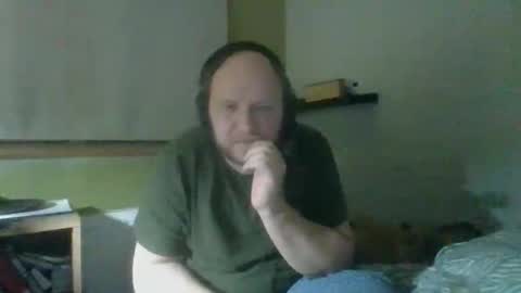 Snapshot of bart_poland chatting on 11-17-25, 10:37 bart_poland online show from 11-17-25, 10:37