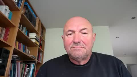 Snapshot of bartvel chatting on 05-04-26, 09:38 bartvel online show from 05-04-26, 09:38